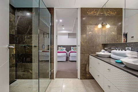 Sea Pearl Resort Mooloolaba - Tourism Brisbane 4