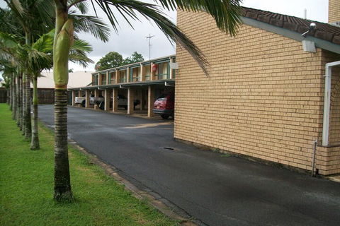 Sun Plaza Motel Mackay - Tourism Brisbane 1