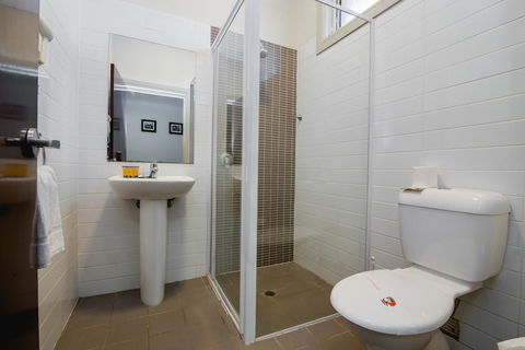 Royal Hotel Gympie - Brisbane 4u 2