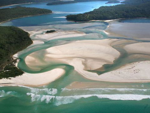 Smiths Lake House - Tourism Brisbane 6