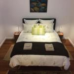 Smiths Lake House - Tourism Brisbane 0