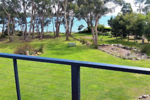 Four Seasons Waterfront Villas - Brisbane Tourism 0