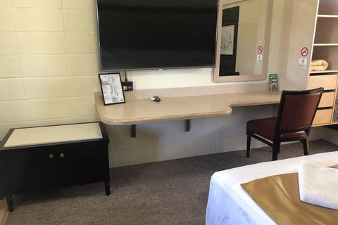 Inland Oasis Motel - Tourism Brisbane 2