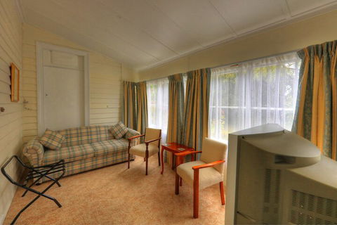 Acacia Bed & Breakfast - Brisbane Tourism 7