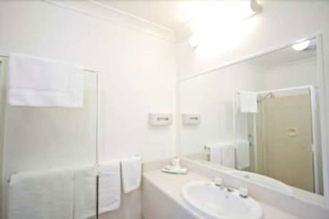 Branxton House Motel, Hunter Valley - Brisbane Tourism 4