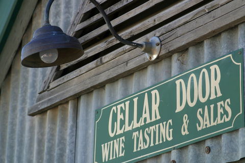 Cleveland Winery - Brisbane Tourism 0