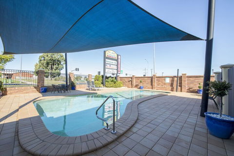 Cotswold Motor Inn - Brisbane Tourism 4