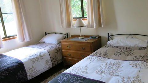 Ravensbourne Escape Cedar Lodge - Tourism Brisbane 4