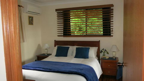 Ravensbourne Escape Cedar Lodge - Tourism Brisbane 3