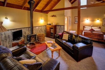 Trawool Cottages & Farmstay - Brisbane Tourism 2