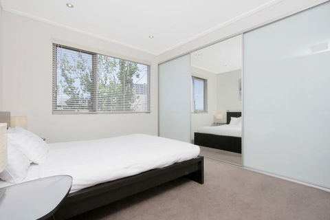 Accommodate Canberra - Glebe Park - Brisbane Tourism 6