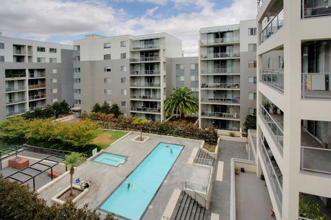 Accommodate Canberra - Glebe Park - Brisbane Tourism 2