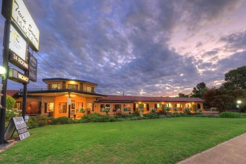 Twin Swans Motel - Tourism Brisbane 4