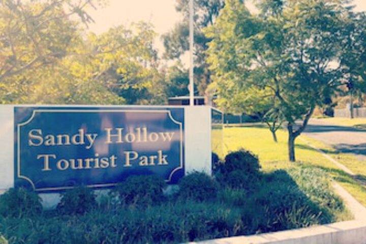 Sandy Hollow NSW Tourism Brisbane