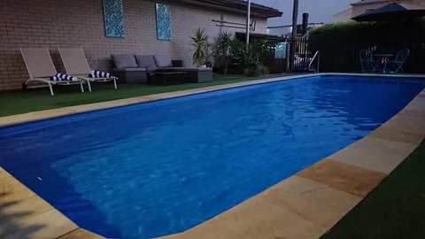 Adelong Motel - Brisbane Tourism 5