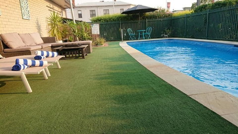 Adelong Motel - Brisbane Tourism 3