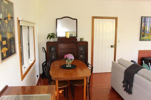 Nagoondie Studio - Tourism Brisbane 1