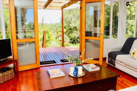 Nagoondie Studio - Tourism Brisbane 6