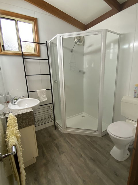 Beechworth Cabins - Brisbane Tourism 4