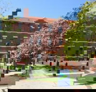 Yarra House Campus Summer Stays - Brisbane Tourism
