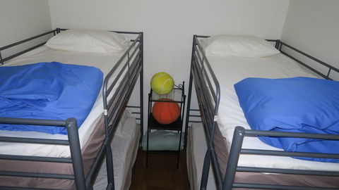 The Black Sparrow - Tourism Brisbane 0