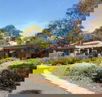 Deakin Geelong Units - Tourism Brisbane