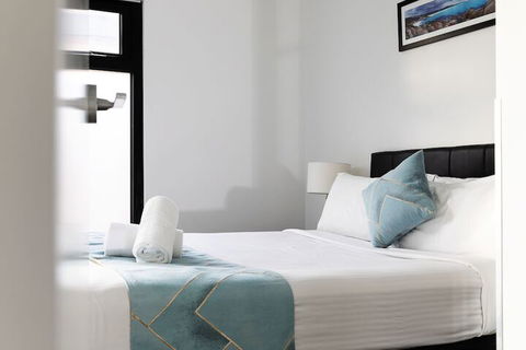 RNR Serviced Apartments North Melbourne - Brisbane 4u 6