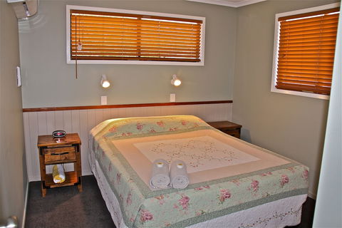 Barcaldine Country Motor Inn - Brisbane Tourism 5