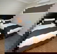 Renmark Holiday Apartments - Brisbane Tourism