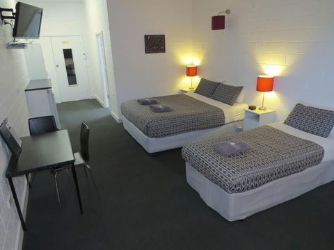 San Remo Hotel Motel - Brisbane Tourism 3