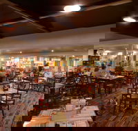 Bribie Island Hotel - Brisbane Tourism
