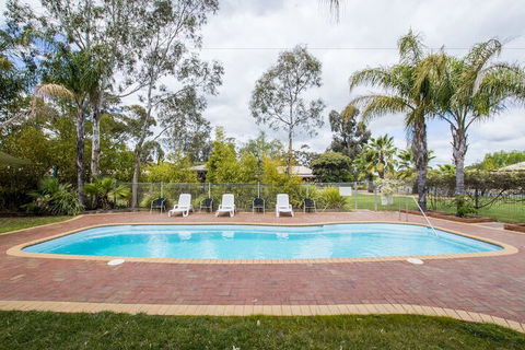 Sportslander Motor Inn - Tourism Brisbane 4