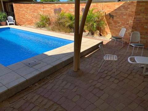 Jumbuck Motel - Tourism Brisbane 2