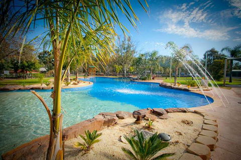 Tasman Holiday Parks - Merool On The Murray - Brisbane Tourism 1