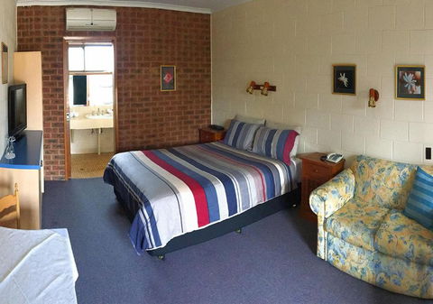 Milawa Motel - Brisbane Tourism 3