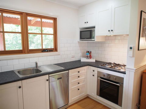 Tahara Cottage - Brisbane Tourism 2