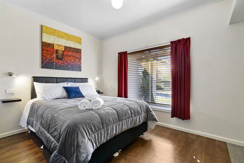 Short Stays Gippsland - Brisbane Tourism 4