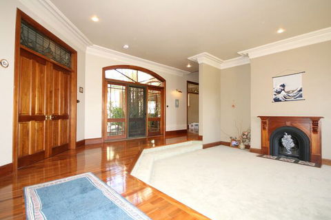 Relaxin - Brisbane Tourism 4