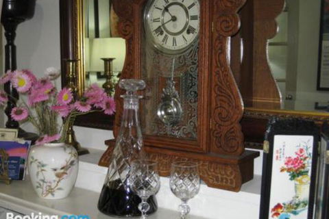 Three Chimneys Bed & Breakfast Boutique Guest House - Tourism Brisbane 2
