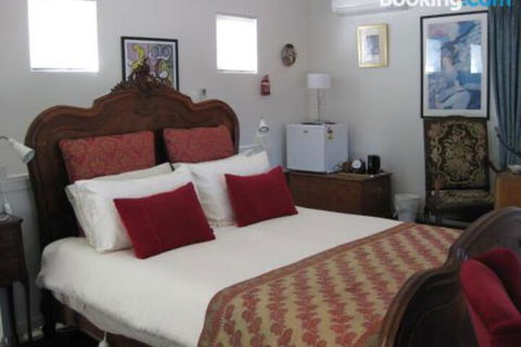 Three Chimneys Bed & Breakfast Boutique Guest House - Tourism Brisbane 6