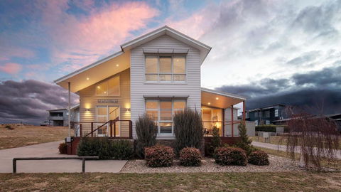 Alpine Snow Angels Retreat Luxurious Snowy Mountains Living - Tourism Brisbane 2