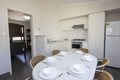 Karrinyup Waters Resort - Tourism Brisbane 5
