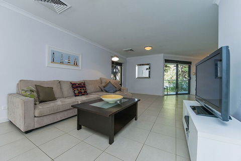 Yallingup Beach Resort - Brisbane Tourism 1