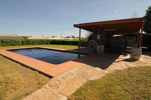 Gidgee Inn Motel - Tourism Brisbane 1