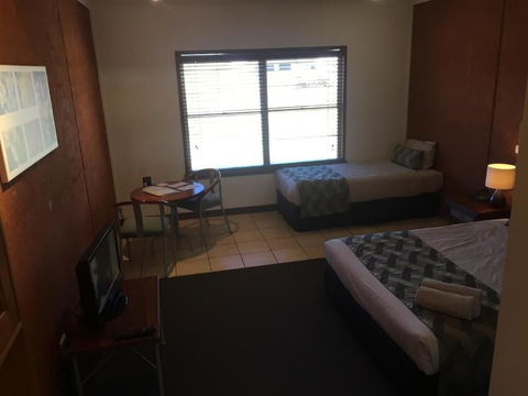 Gidgee Inn Motel - Tourism Brisbane 5