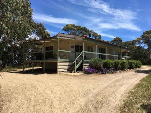 Cabernet Cottage - Tourism Brisbane 5