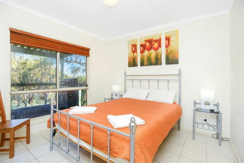 Cabernet Cottage - Tourism Brisbane 4