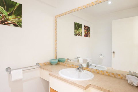 Ocean Sunsets Skiathos - Brisbane Tourism 2