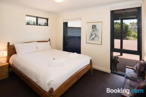 Pearl River Houses - Tourism Brisbane 5