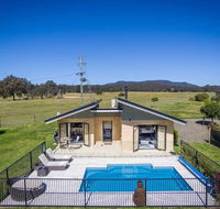 Mandalay Villas Villa 2 - Brisbane Tourism